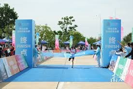 百家乐“隔局投注法”：解析通过观察而非每局参与，来回避“断路”风险的心理优势。（百家乐跳局策略：以观察替代每局下注，减少“断路”风险的心理优势剖析）